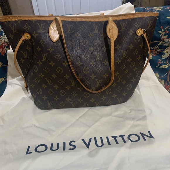 Authentic Louis Vuitton Neverfull MM Classic LV Monogram Bag - Picture 3 of 11